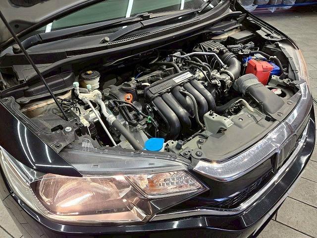 フィット 13G・F 禁煙 レーダークルーズコントロール 衝突軽減ブレーキ レーンディパーチャーアラート スマートキー オートエアコン オーディオプレイヤー アイドリングストップ(21枚目)