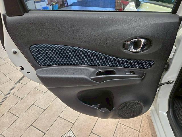 ノート X スマートキー プッシュスタート 衝突軽減 横滑り防止装置 バックカメラ TV Bluetoothオーディオ エアコン(41枚目)