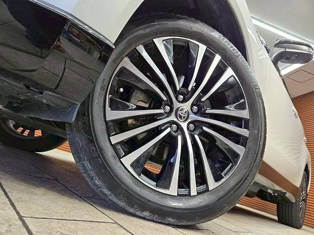 ハリアーPHEV Z 調光ルーフ アラウンドビューモニター シートベンチレーション シートヒーター 電動リアゲート デジタルインナーミラー ヘッドアップディスプレイ ブラインドスポットモニター クリアランスソナー ETC(11枚目)