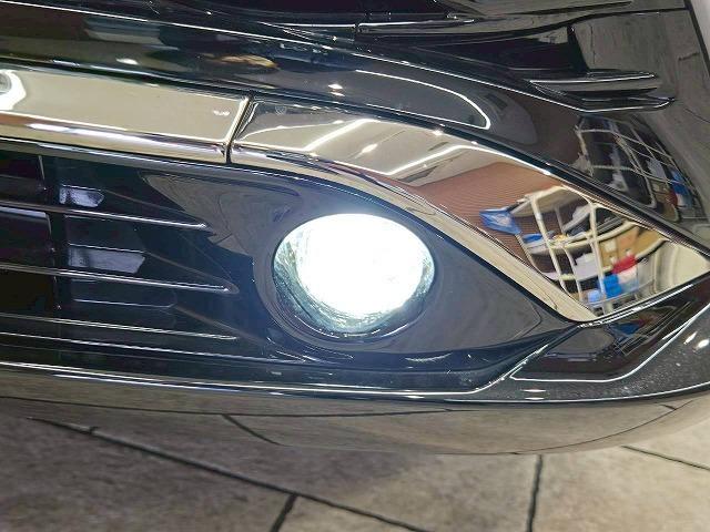 ハリアーPHEV Z 調光ルーフ アラウンドビューモニター シートベンチレーション シートヒーター 電動リアゲート デジタルインナーミラー ヘッドアップディスプレイ ブラインドスポットモニター クリアランスソナー ETC(26枚目)