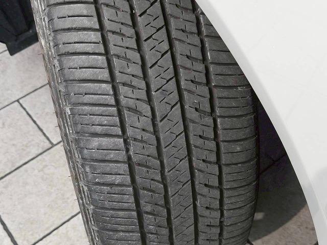 ハリアーPHEV Z 調光ルーフ アラウンドビューモニター シートベンチレーション シートヒーター 電動リアゲート デジタルインナーミラー ヘッドアップディスプレイ ブラインドスポットモニター クリアランスソナー ETC(27枚目)