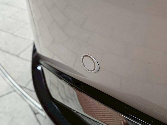 ハリアーPHEV Z 調光ルーフ アラウンドビューモニター シートベンチレーション シートヒーター 電動リアゲート デジタルインナーミラー ヘッドアップディスプレイ ブラインドスポットモニター クリアランスソナー ETC(40枚目)