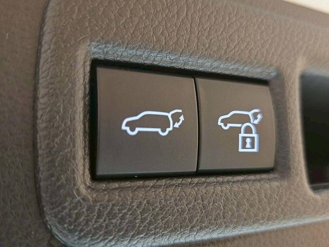 ハリアーPHEV Z 調光ルーフ アラウンドビューモニター シートベンチレーション シートヒーター 電動リアゲート デジタルインナーミラー ヘッドアップディスプレイ ブラインドスポットモニター クリアランスソナー ETC(44枚目)