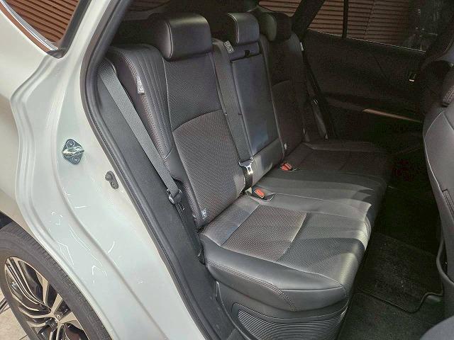 ハリアーPHEV Z 調光ルーフ アラウンドビューモニター シートベンチレーション シートヒーター 電動リアゲート デジタルインナーミラー ヘッドアップディスプレイ ブラインドスポットモニター クリアランスソナー ETC(45枚目)