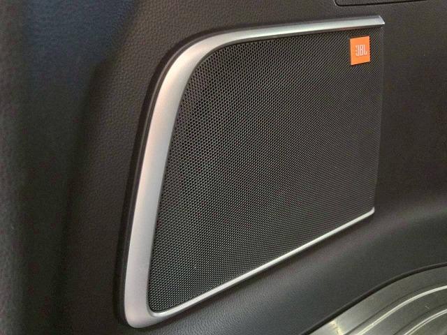 ハリアーPHEV Z 調光ルーフ アラウンドビューモニター シートベンチレーション シートヒーター 電動リアゲート デジタルインナーミラー ヘッドアップディスプレイ ブラインドスポットモニター クリアランスソナー ETC(50枚目)