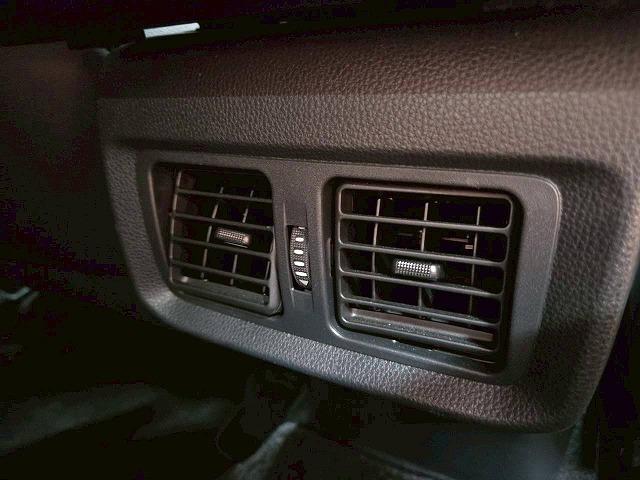 ハリアーPHEV Z 調光ルーフ アラウンドビューモニター シートベンチレーション シートヒーター 電動リアゲート デジタルインナーミラー ヘッドアップディスプレイ ブラインドスポットモニター クリアランスソナー ETC(52枚目)