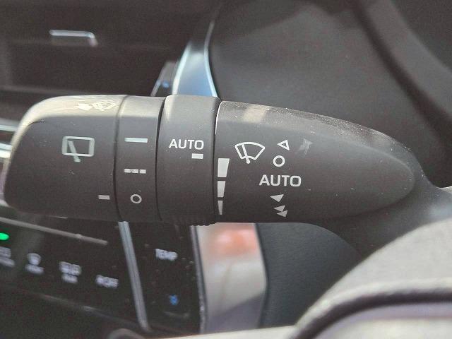 ハリアーPHEV Z 調光ルーフ アラウンドビューモニター シートベンチレーション シートヒーター 電動リアゲート デジタルインナーミラー ヘッドアップディスプレイ ブラインドスポットモニター クリアランスソナー ETC(77枚目)