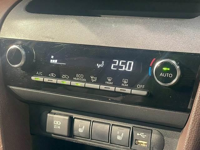 ヤリスクロス Z 禁煙 純正ディスプレイオーディオ アダプティブクルーズコントロール シートヒーター オートブレーキホールド オートマチックハイビーム パワーシート クリアランスソナー オートエアコン オートライト(12枚目)