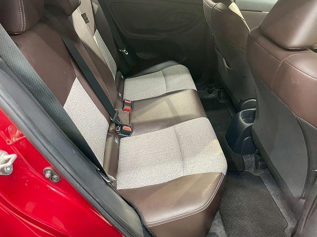 ヤリスクロス Z 禁煙 純正ディスプレイオーディオ アダプティブクルーズコントロール シートヒーター オートブレーキホールド オートマチックハイビーム パワーシート クリアランスソナー オートエアコン オートライト(43枚目)