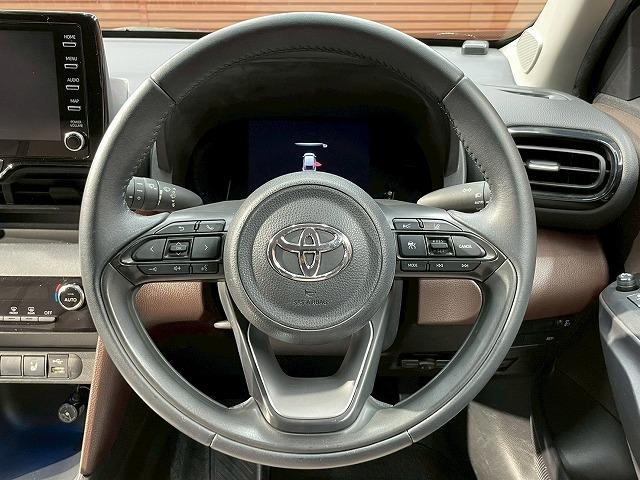 ヤリスクロス Z 禁煙 純正ディスプレイオーディオ アダプティブクルーズコントロール シートヒーター オートブレーキホールド オートマチックハイビーム パワーシート クリアランスソナー オートエアコン オートライト(72枚目)