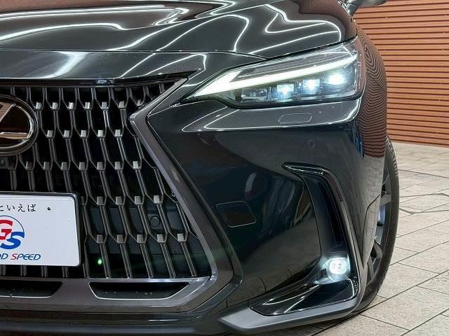 【ＬＥＤヘッドライト】です。現在主流のヘッドライトで明るいので視認性が良く安全です。明るさとかっこよさをお楽しみください