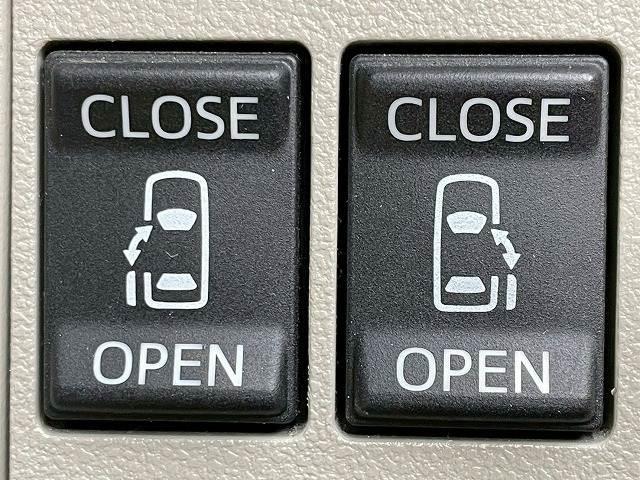 タント Ｘ　ＳＡ　禁煙車　両側電動スライドドア　衝突軽減ブレーキ　スマートキー　プッシュスタート　横滑り防止装置　オートライト　オートエアコン　電動格納ミラー　ＥＴＣ（4枚目）