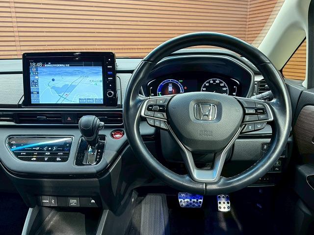 オデッセイハイブリッド e:HEVアブソルート・EX 両側電動 全周囲 電動リアゲート(71枚目)