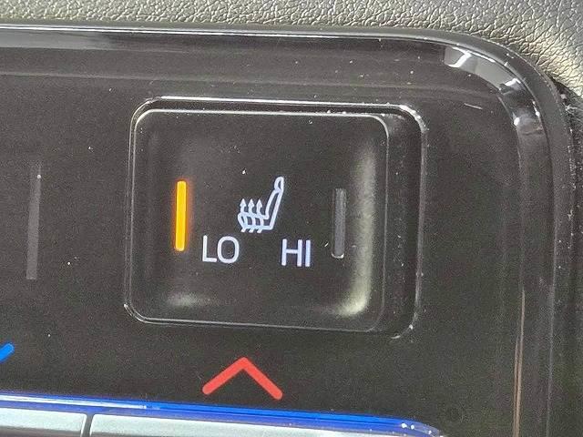 ノア ハイブリッドＳ－Ｚ　１０．５インチディスプレイオーディオ　両側電動スライドドア　アダプティブクルーズコントロール　フルセグ　バックカメラ　ＡＣ１００Ｖ　シートヒーター　クリアランスソナー　オートマチックハイビーム　ＥＴＣ（15枚目）