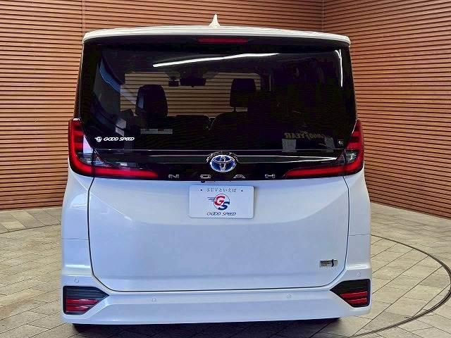 ノア ハイブリッドＳ－Ｚ　１０．５インチディスプレイオーディオ　両側電動スライドドア　アダプティブクルーズコントロール　フルセグ　バックカメラ　ＡＣ１００Ｖ　シートヒーター　クリアランスソナー　オートマチックハイビーム　ＥＴＣ（19枚目）