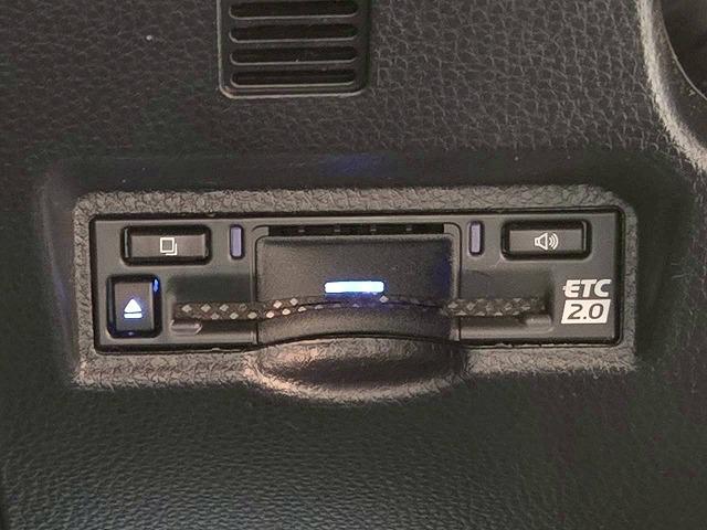 ノア ハイブリッドＳ－Ｚ　１０．５インチディスプレイオーディオ　両側電動スライドドア　アダプティブクルーズコントロール　フルセグ　バックカメラ　ＡＣ１００Ｖ　シートヒーター　クリアランスソナー　オートマチックハイビーム　ＥＴＣ（39枚目）