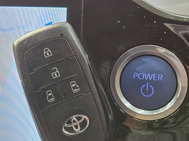 ノア ハイブリッドＳ－Ｚ　１０．５インチディスプレイオーディオ　両側電動スライドドア　アダプティブクルーズコントロール　フルセグ　バックカメラ　ＡＣ１００Ｖ　シートヒーター　クリアランスソナー　オートマチックハイビーム　ＥＴＣ（50枚目）