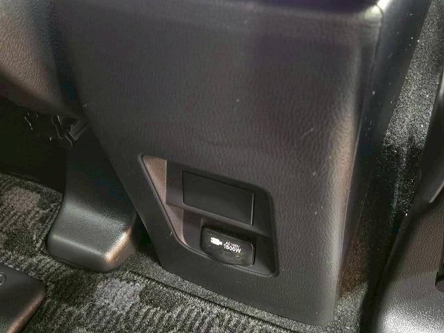 ノア ハイブリッドＳ－Ｚ　１０．５インチディスプレイオーディオ　両側電動スライドドア　アダプティブクルーズコントロール　フルセグ　バックカメラ　ＡＣ１００Ｖ　シートヒーター　クリアランスソナー　オートマチックハイビーム　ＥＴＣ（64枚目）