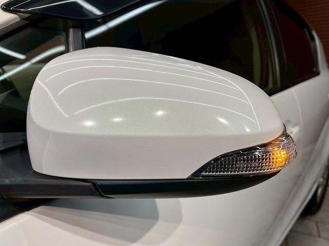 アクア Ｇ　禁煙車　バックカメラ　スマートキー　プッシュスタート　ＣＤデッキ　Ｂｌｕｅｔｏｏｔｈオーディオ　純正１４インチアルミホイール（24枚目）