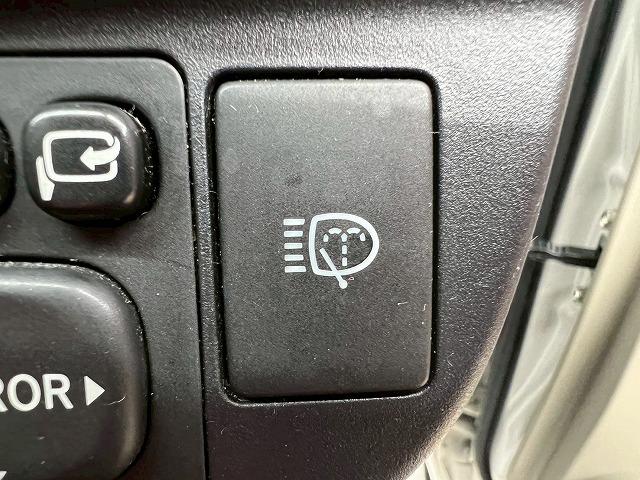 アクア Ｇ　禁煙車　バックカメラ　スマートキー　プッシュスタート　ＣＤデッキ　Ｂｌｕｅｔｏｏｔｈオーディオ　純正１４インチアルミホイール（58枚目）