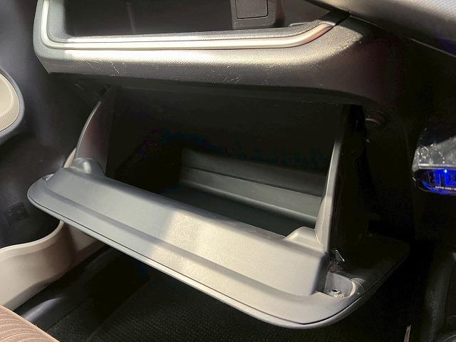 アクア Ｇ　禁煙車　バックカメラ　スマートキー　プッシュスタート　ＣＤデッキ　Ｂｌｕｅｔｏｏｔｈオーディオ　純正１４インチアルミホイール（62枚目）