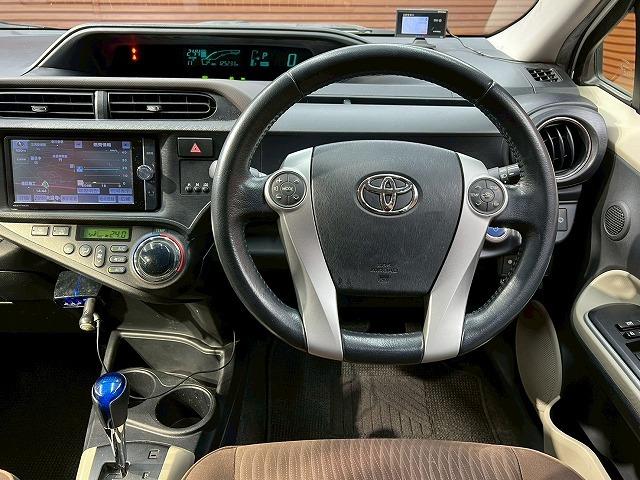 アクア Ｇ　禁煙車　バックカメラ　スマートキー　プッシュスタート　ＣＤデッキ　Ｂｌｕｅｔｏｏｔｈオーディオ　純正１４インチアルミホイール（65枚目）