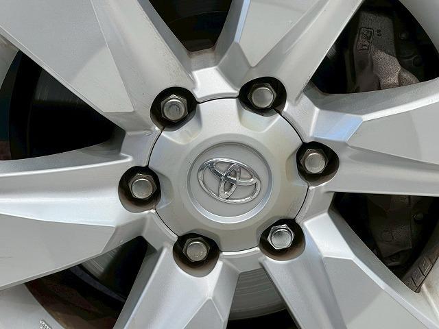 ランドクルーザープラド ＴＸ　禁煙車　レーダークルーズコントロール　クリアランスソナー　フロントカメラ　スマートキー　プッシュスタート　ＬＥＤヘッドライト　純正ナビ　横滑り防止装置　オートエアコン　オートマチックハイビーム　ＥＴＣ（28枚目）