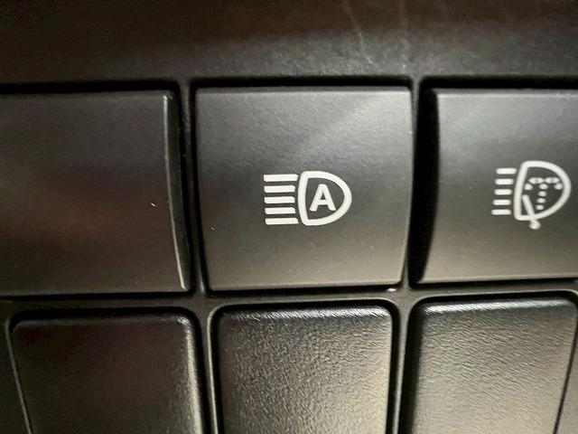 ランドクルーザープラド ＴＸ　禁煙車　レーダークルーズコントロール　クリアランスソナー　フロントカメラ　スマートキー　プッシュスタート　ＬＥＤヘッドライト　純正ナビ　横滑り防止装置　オートエアコン　オートマチックハイビーム　ＥＴＣ（59枚目）