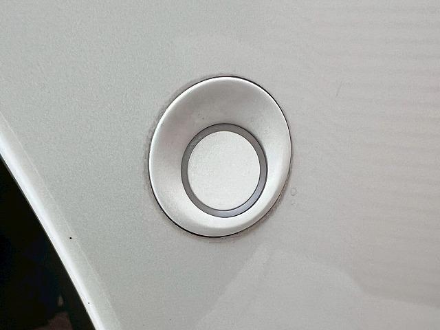 プリウス Ｓセーフティプラス　モデリスタエアロ　レーダークルーズコントロール　アドバンスドパーク　クリアランスソナー　ヘッドアップディスプレイ　スマートキー　プッシュスタート　オートマチックハイビーム　純正ナビ　バックカメラ（32枚目）