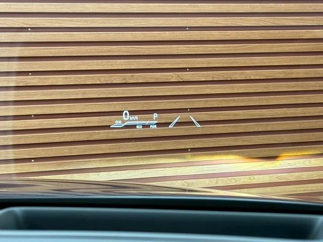 ハリアーハイブリッド Ｚ　レザーパッケージ　純正１２．３型ナビ　アラウンドビューモニター　パワーシート　シートメモリ　シートヒーター　シートクーラー　ＪＢＬ　レーダクルコン　ヘッドアップディスプレイ　デジタルインナーミラー　ＢＳＭ（15枚目）