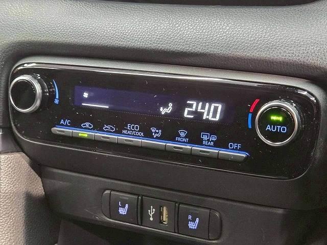 ヤリス ハイブリッドＺ　禁煙　全周囲カメラ　シートヒーター　ステアリングヒーター　追従クルーズコントロール　ＡＣ１００Ｖ　ブラインドスポットモニター　ヘッドアップディスプレイ　パーキングアシスト　オートマチックハイビーム（12枚目）