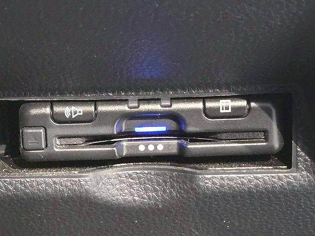 ヤリス ハイブリッドＺ　禁煙　全周囲カメラ　シートヒーター　ステアリングヒーター　追従クルーズコントロール　ＡＣ１００Ｖ　ブラインドスポットモニター　ヘッドアップディスプレイ　パーキングアシスト　オートマチックハイビーム（50枚目）