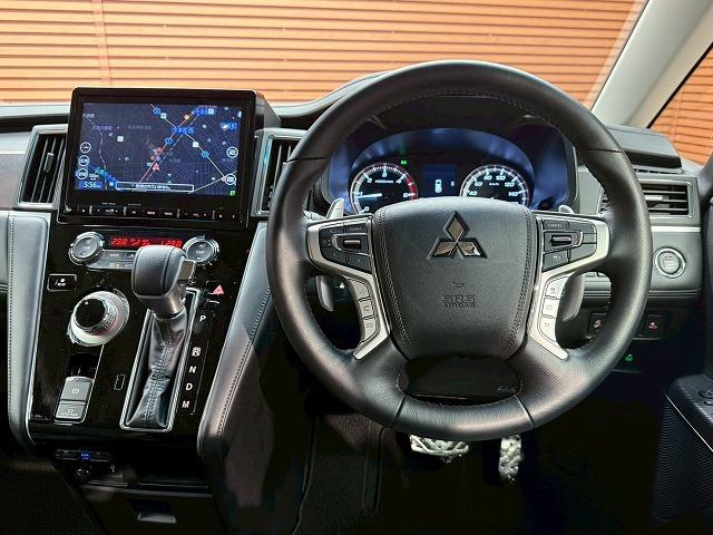 デリカＤ：５ Ｐ　純正１０．１型ナビ　全周囲カメラ　両側電動スライドドア　シートヒーター　ステアリングヒーター　ブラインドスポットモニター　パワーシート　電動リアゲート　パドルシフト　オートブレーキホールド　衝突軽減（67枚目）