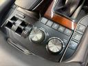 ＬＸ５７０　モデリスタエアロ　サンルーフ　リヤエンターテイメント　マークレビソン　ＣＯＯＬＢＯＸ　アラウンドビューモニター　レーダークルーズコントロール　シートベンチレーション　シートヒーター　電動リアゲート（51枚目）