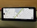 【純正ナビ】一体感のあるナビは、高級感ある車内を演出してくれます。Bluetooth再生などオーディオ機能も充実しておりますので、運転もより楽しめます♪