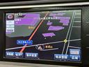 【純正ナビ】一体感のあるナビは、高級感ある車内を演出してくれます。Bluetooth再生などオーディオ機能も充実しておりますので、運転もより楽しめます♪