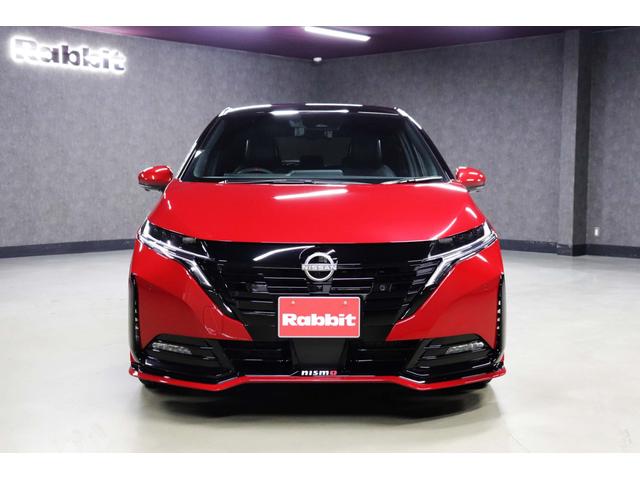 オーラ ニスモ　車検整備付／純正９インチナビＴＶ／プロパイロット／ＢＯＳＥサウンドシステム／全周囲カメラ／ワイヤレス充電／合皮コンビシート／ブラックルーフ／ステアリングヒーター／デジタルルームミラー／ＥＴＣ２．０（9枚目）