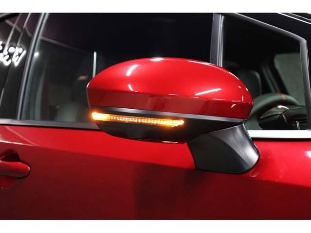 オーラ ニスモ　車検整備付／純正９インチナビＴＶ／プロパイロット／ＢＯＳＥサウンドシステム／全周囲カメラ／ワイヤレス充電／合皮コンビシート／ブラックルーフ／ステアリングヒーター／デジタルルームミラー／ＥＴＣ２．０（15枚目）