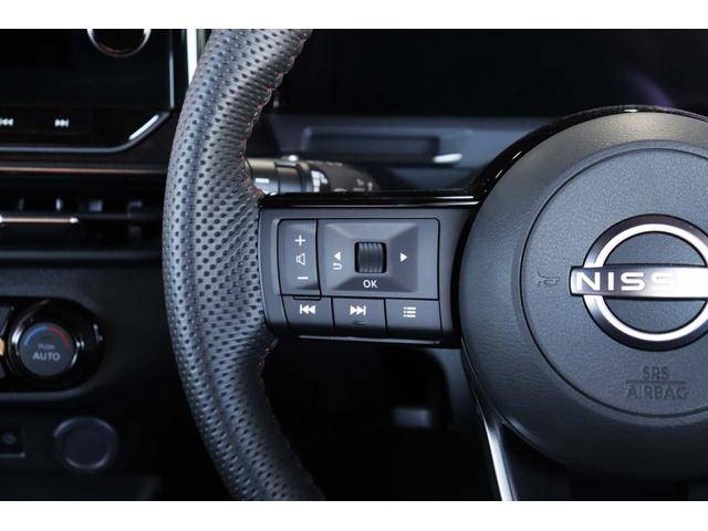オーラ ニスモ　車検整備付／純正９インチナビＴＶ／プロパイロット／ＢＯＳＥサウンドシステム／全周囲カメラ／ワイヤレス充電／合皮コンビシート／ブラックルーフ／ステアリングヒーター／デジタルルームミラー／ＥＴＣ２．０（30枚目）