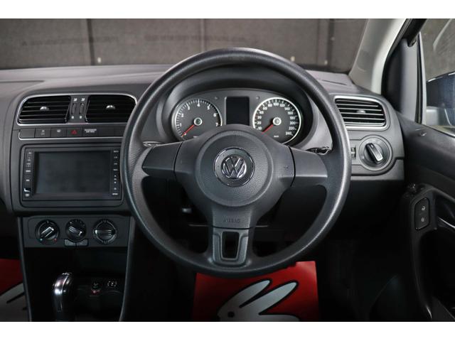 ポロ TSIコンフォートライン 禁煙車 修復歴無 ターボ/MTモード付き 純正SDナビ フルセグTV Bluetooth/USB/ミュージックプレイヤー接続 ETC キーレスエントリー ABS ESC(26枚目)