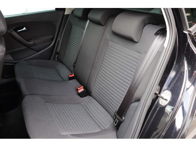 ポロ TSIコンフォートライン 禁煙車 修復歴無 ターボ/MTモード付き 純正SDナビ フルセグTV Bluetooth/USB/ミュージックプレイヤー接続 ETC キーレスエントリー ABS ESC(32枚目)