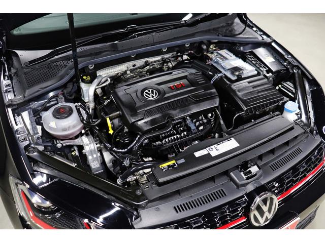 ゴルフＧＴＩ ダイナミック　ディスカバープロナビ／９．２型地デジＴＶ／大型デジタルメーター／専用１８ＡＷ／レッドブレーキキャリパー／アダプティブシャシーＣ／ＰＤＣ（前後）／ＡＣＣ／チェック柄シート／ＬＥＤヘッド／ＤＣＬ／ＥＴＣ（4枚目）