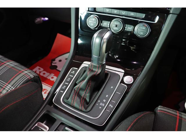 ゴルフＧＴＩ ダイナミック　ディスカバープロナビ／９．２型地デジＴＶ／大型デジタルメーター／専用１８ＡＷ／レッドブレーキキャリパー／アダプティブシャシーＣ／ＰＤＣ（前後）／ＡＣＣ／チェック柄シート／ＬＥＤヘッド／ＤＣＬ／ＥＴＣ（31枚目）