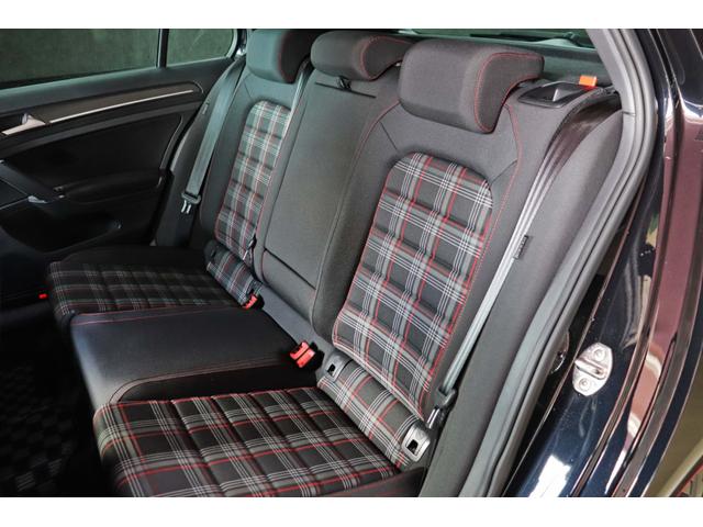 ゴルフＧＴＩ ダイナミック　ディスカバープロナビ／９．２型地デジＴＶ／大型デジタルメーター／専用１８ＡＷ／レッドブレーキキャリパー／アダプティブシャシーＣ／ＰＤＣ（前後）／ＡＣＣ／チェック柄シート／ＬＥＤヘッド／ＤＣＬ／ＥＴＣ（38枚目）