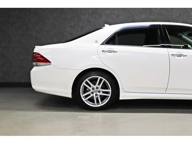 クラウン アスリート　１オーナー／車庫保管／車検整備付／ＨＩＤヘッド／純正１８ＡＷ／純正ＨＤＤナビ／地デジＴＶ／Ｂモニター／クルコン／スマートエントリー／イモビライザー／ＥＴＣ／前席シートヒーター／パワーシート／ＶＧＲＦ（42枚目）
