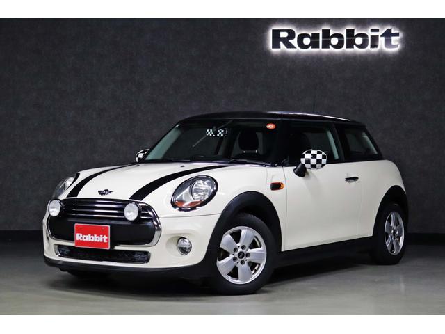 ＭＩＮＩ ワン　１オーナー／クールパッケージ／ナビゲーションパッケージ／禁煙／ＥＴＣ／チェッカーフラッグ柄ドアミラーカバー／８．８インチディスプレイナビ／ドライブレコーダー／スペアキー／ＵＳＢ接続／Ｂｌｕｅｔｏｏｔｈ（2枚目）