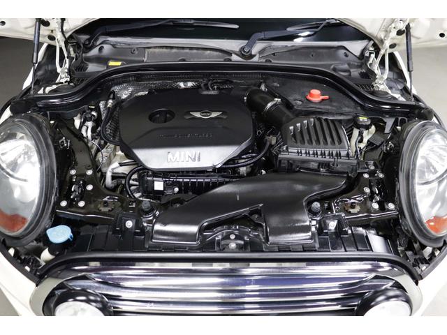 ＭＩＮＩ ワン　１オーナー／クールパッケージ／ナビゲーションパッケージ／禁煙／ＥＴＣ／チェッカーフラッグ柄ドアミラーカバー／８．８インチディスプレイナビ／ドライブレコーダー／スペアキー／ＵＳＢ接続／Ｂｌｕｅｔｏｏｔｈ（6枚目）