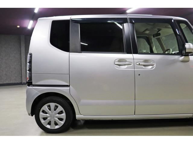 N-BOX G 1オーナー/スマートキー/プッシュスタート/ETC/アイドリングストップ/ベージュシート/オートエアコン/純正CDオーディオ/ABS/SRSエアバッグ(運転席・助手席)/横滑り防止装置/電動格納ミラー(42枚目)