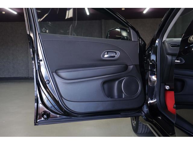 ヴェゼル ハイブリッドＺ・ホンダセンシング　禁煙１オーナー／純正８型ナビ／フルセグＴＶ／Ｂカメラ／ＢＴ／ＴＶキャンセラー／ドライブレコーダー／ホンダセンシング／衝突軽減／ＬＥＤヘッド・フォグ／ハーフレザーシート／シートヒーター／１７ＡＷ／ＥＴＣ（25枚目）