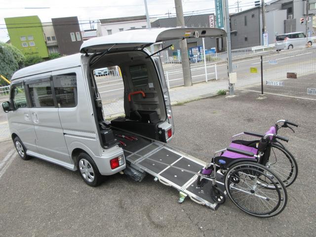 ＮＶ１００クリッパーリオ 　スローパー　車イス仕様車　４人乗り　エマージェンシーブレーキ付（2枚目）